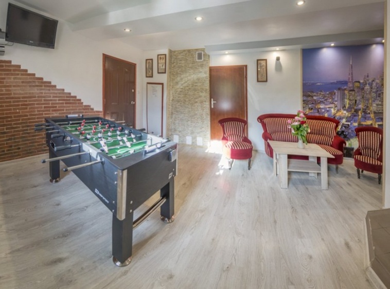 Aseteria Sala gier - Pensjonat Asteria?v=1.0